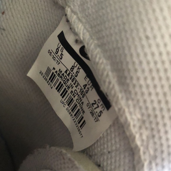 COPY - Nike off-white blazer 9.5. - Picture 5 of 5